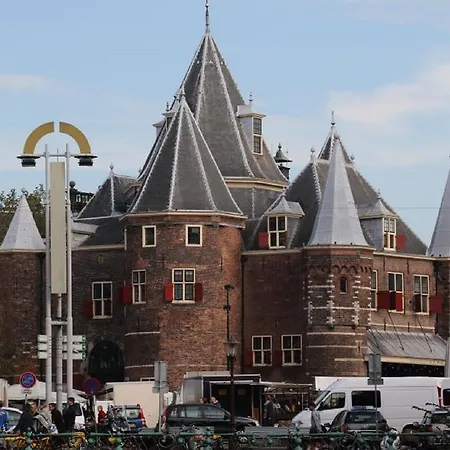 A304 Romantic Seaship In Center *