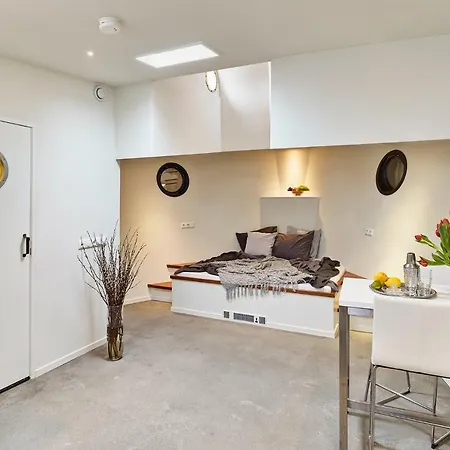 Båthotell A304 Romantic Seaship In Center