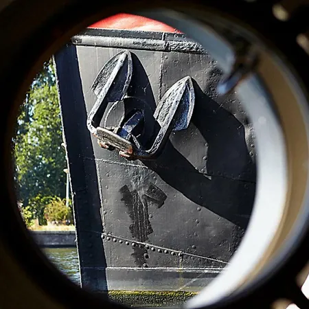 A304 Romantic Seaship In Center *