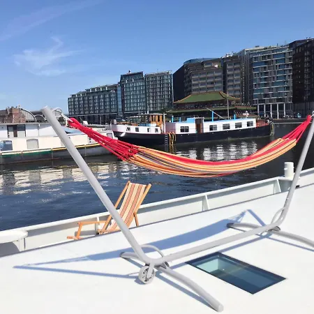 A304 Romantic Seaship In Center Amsterdam
